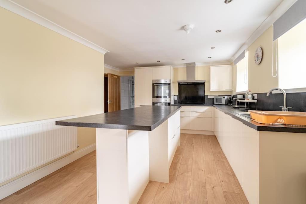 The Blue House Holiday Home Egremont  Екстериор снимка