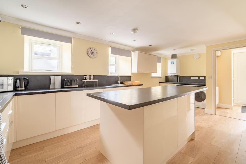 The Blue House Holiday Home Egremont  Екстериор снимка